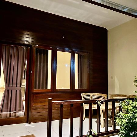 Nusa Garden Homestay นูซาเลมโบงัน ภายนอก รูปภาพ