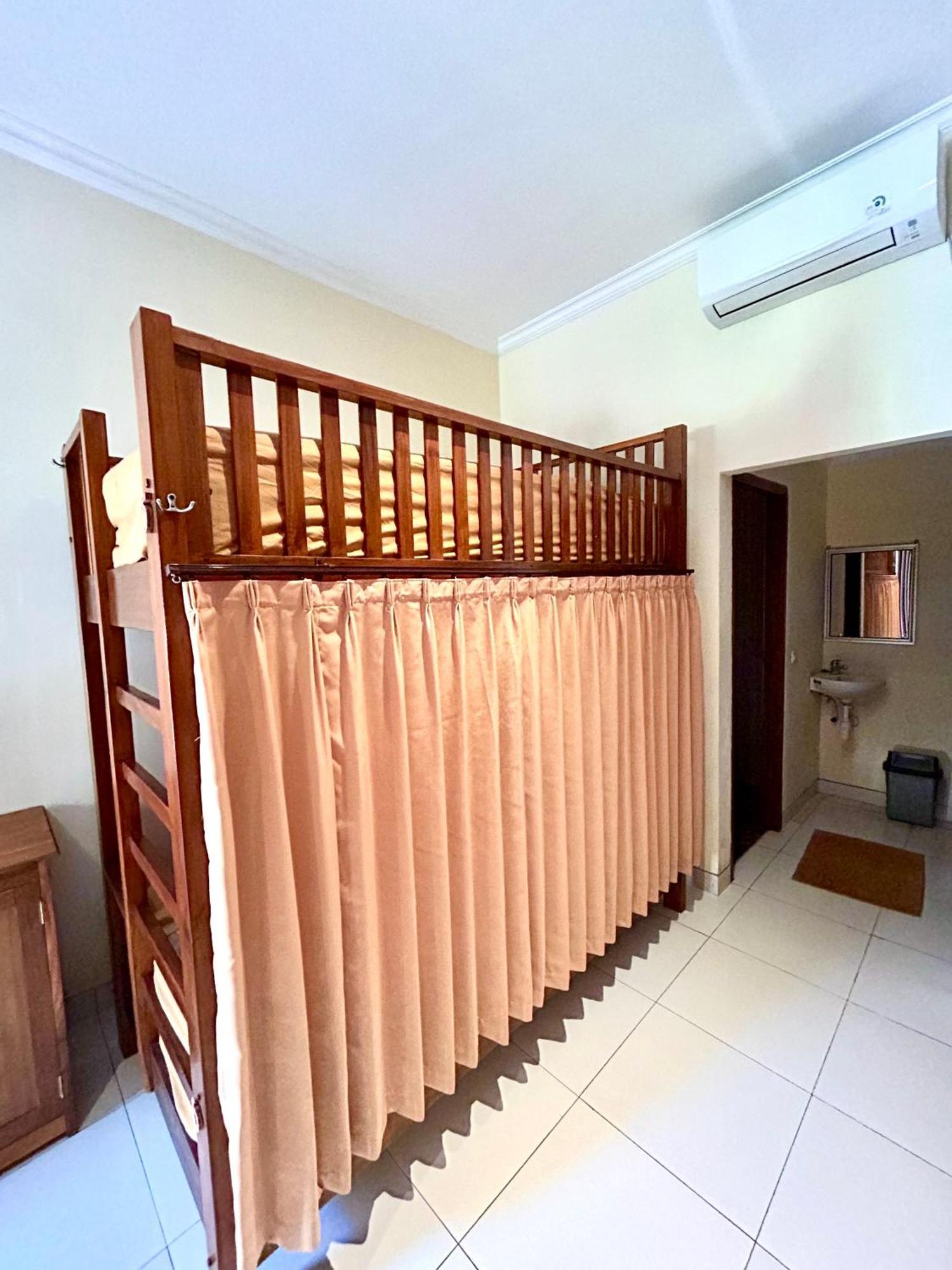 Nusa Garden Homestay นูซาเลมโบงัน ภายนอก รูปภาพ